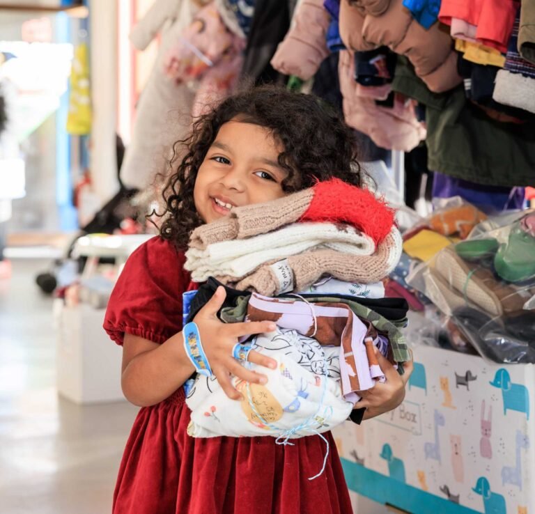 FTRS_ODX_FEATS_Little_Village_Christmas_Campaign_016-scaled